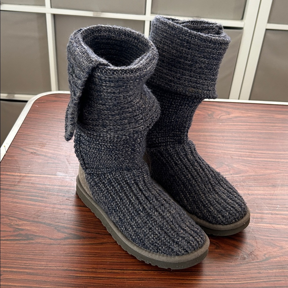 UGG Australia  Cardy Classic Knit Boots 5